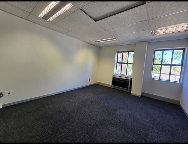 470M² OFFICE TO LET IN BRYANSTON